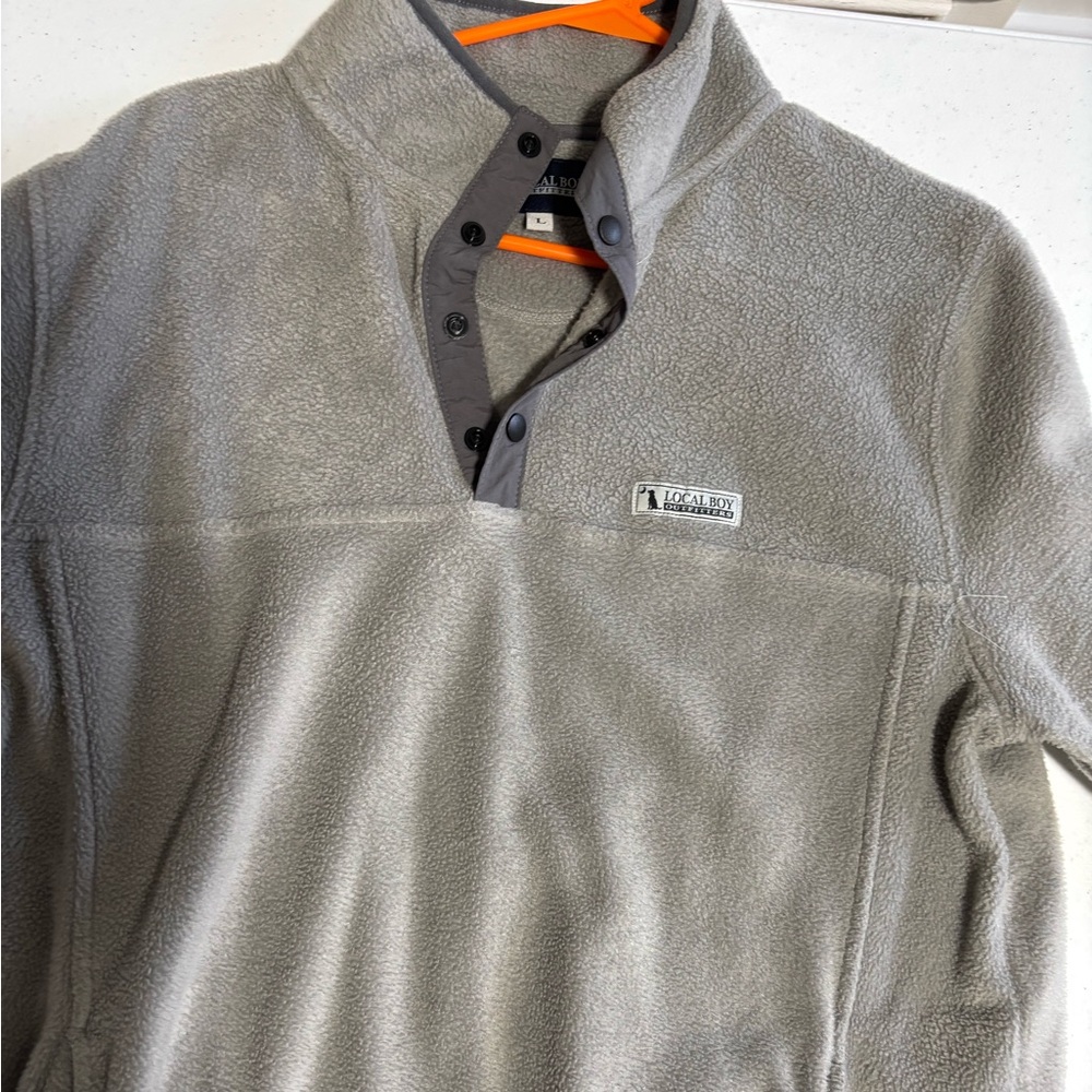 Local Boy Pullover